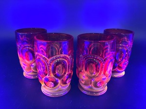 lot 278 image: Set of 4 Mid Century Vintage L E Smith Uranium Glass Tumblers