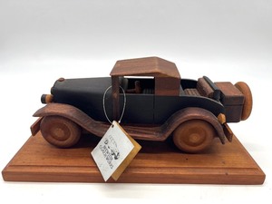 lot 332 image: Handcrafted 1928 Ford Model A Fire Chief Wooden Model by Brewster Coach Works