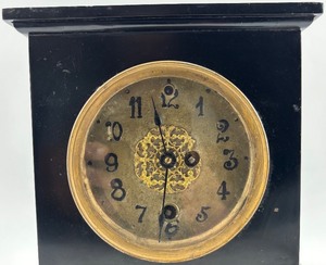 lot 319 image: Antique Vintage Black Mantel Clock with Ornate Dial