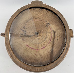 lot 376 image: Vintage Recording Thermometer by Taylor & Bristol
