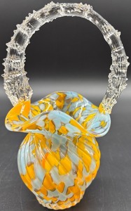 lot 394 image: Victorian Art Glass Basket with Twisted Thorned Clear Handle