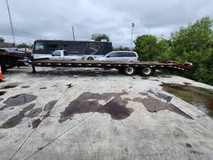 lot 4 image: 2013 Towmaster T40-LP Trailer