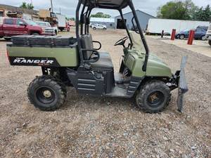 lot 8 image: 2008 Polaris Ranger 700XP w snowplow