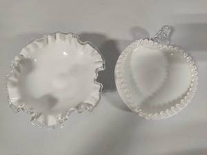 lot 32 image: Fenton Silvercrest White Milk Glass Ruffled Candy Dishes