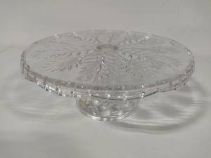 lot 72 image: Crystal Pedestal Cake Plate