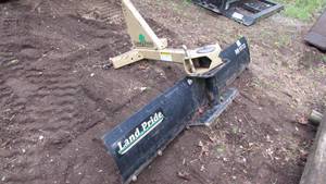 lot 4 image: Land Pride 3 Point Blade