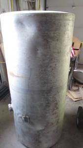 lot 13 image: Aluminum Fuel Tank