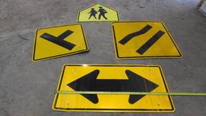 lot 44 image: (4) Metal Street Signs