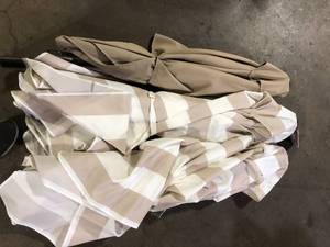 lot 18 image: Lot of Assorted Patio Umbrellas Various Models and Conditions Customer Returns See Pictures