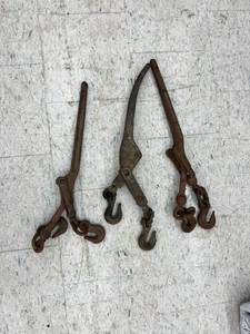 lot 91 image: Chain Binders