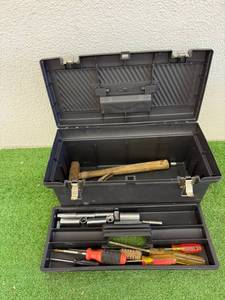lot 101 image: Tool Box & Contents
