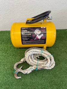 lot 14 image: 5 Gallon Portable Air Tank & Tow Rope