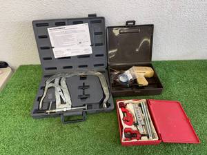 lot 103 image: Valve Spring Compressor, Soldering Gun & Pipe Cutter