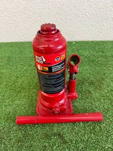 lot 105 image: 6 Ton Hydraulic Bottle Jack