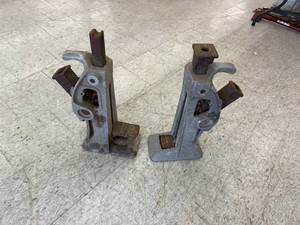 lot 114 image: Vintage Large Jacks