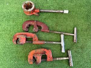 lot 121 image: Large Pipe Cutters