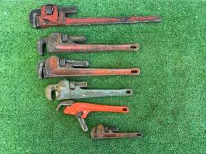 lot 125 image: Pipe Wrenches
