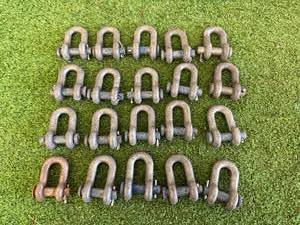 lot 139 image: Shackles