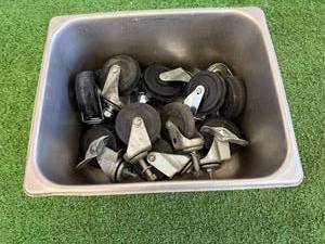 lot 140 image: Box of Casters