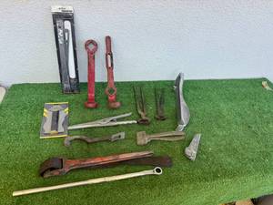 lot 179 image: Mixed Lot Hand Tools