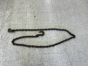 lot 32 image: Large Chain