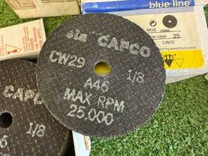 lot 48 image: 100 New Cutoff Wheels 3 x 18 x 38