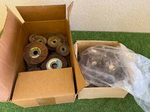 lot 49 image: New Caliber Wheels
