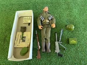 lot 198 image: G I Joe Figure with Extras