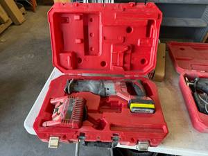 lot 51 image: Milwaukee 18 Volt Sawzall with Charger & Battery
