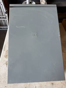 lot 70 image: Square D 100 Amp Rainproof Type 3R Enclosure
