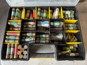 lot 77 image: Stanley Sortmaster Full of Fuses