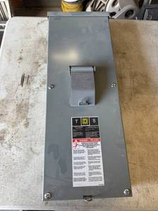 lot 85 image: Square D 200 amp Circuit Breaker Enclosure
