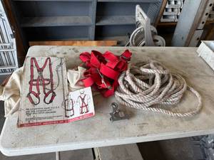 lot 131 image: Safety Harness