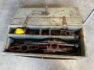 lot 147 image: Heavy Duty Hydraulic Pipe Bender