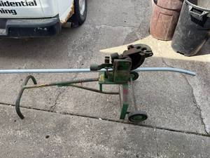 lot 20 image: Greenlee 1800 Mechanical Pipe Bender