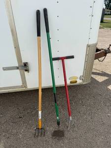 lot 30 image: Long Handle Garden Tools