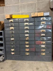 lot 152 image: Metal Garage Organizer