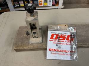lot 203 image: Stripmeister Wire Stripping Machine