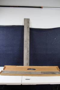 lot 55 image: Set of 6 Ash Wood Pattern Laminate Floor Planks