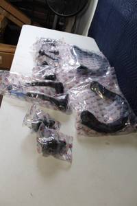 lot 58 image: Set of Totle Suspension Control Arms & Components