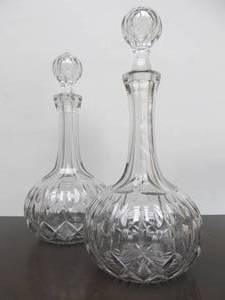 lot 22 image: Beautiful Matching Pair of Antique Cut Crystal Decanters
