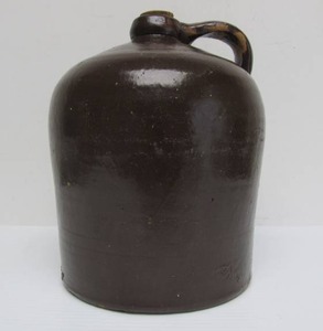lot 39 image: Antique Stoneware Jug wHandle