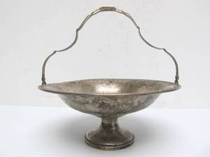 lot 48 image: Old Vintage FISHER Sterling Silver Pedestal Bowl wHandle