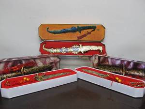 lot 94 image: Group of NOS Vintage 1970s-80s Middle Eastern Style DaggersKnives #4