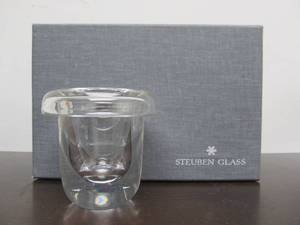 lot 101 image: Mint in Box Signed STEUBEN Heavy Glass Vase