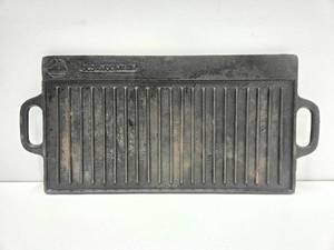 lot 188 image: OLD MOUNTAIN Cast Iron Griddle wHandles