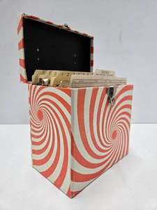 lot 191 image: Vintage 45 Record Box wRecords