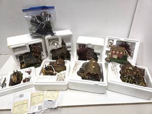 lot 195 image: Lot of Mint in Packaging Terry Redlin Autumn Village Collection Houses Buildings etc
