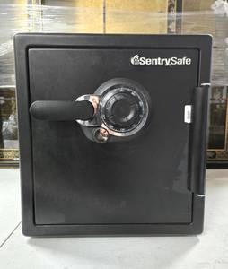 lot 276 image: Heavy Duty SENTRY Safe wCombo & Key