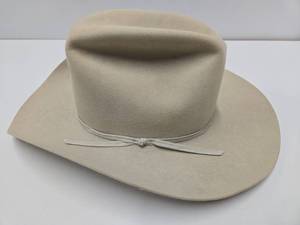 lot 299 image: Quality Vintage STETSON Western Cowboy Hat - 4X Beaver - Size 7 18